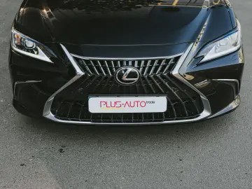 Lexus ES 300h