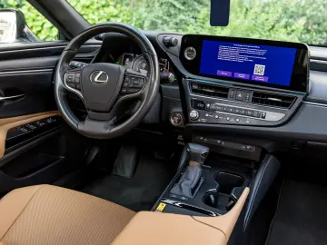 Lexus ES 300h