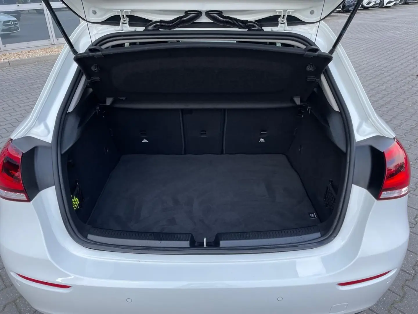 A 180 d LED+PARKPAKET+BUSINESSPAKET+SITZKOMFORT