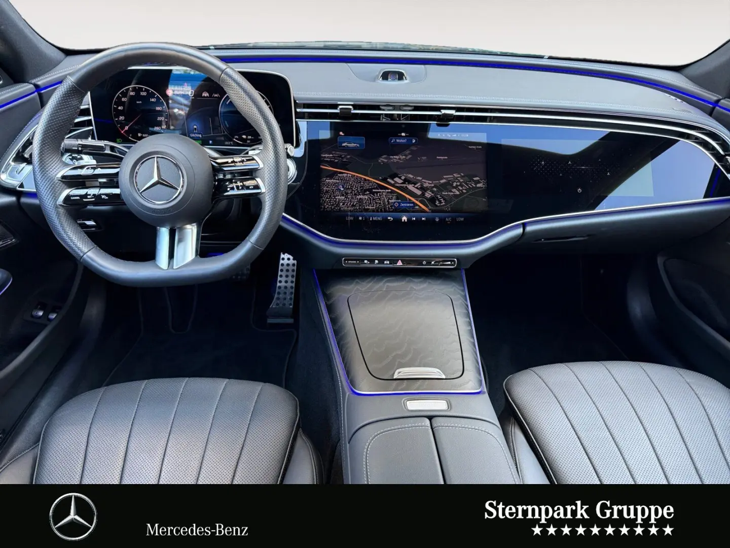 E 300 e 4M AMG Night+Pano+SUPER+Distro+AHK+360°+