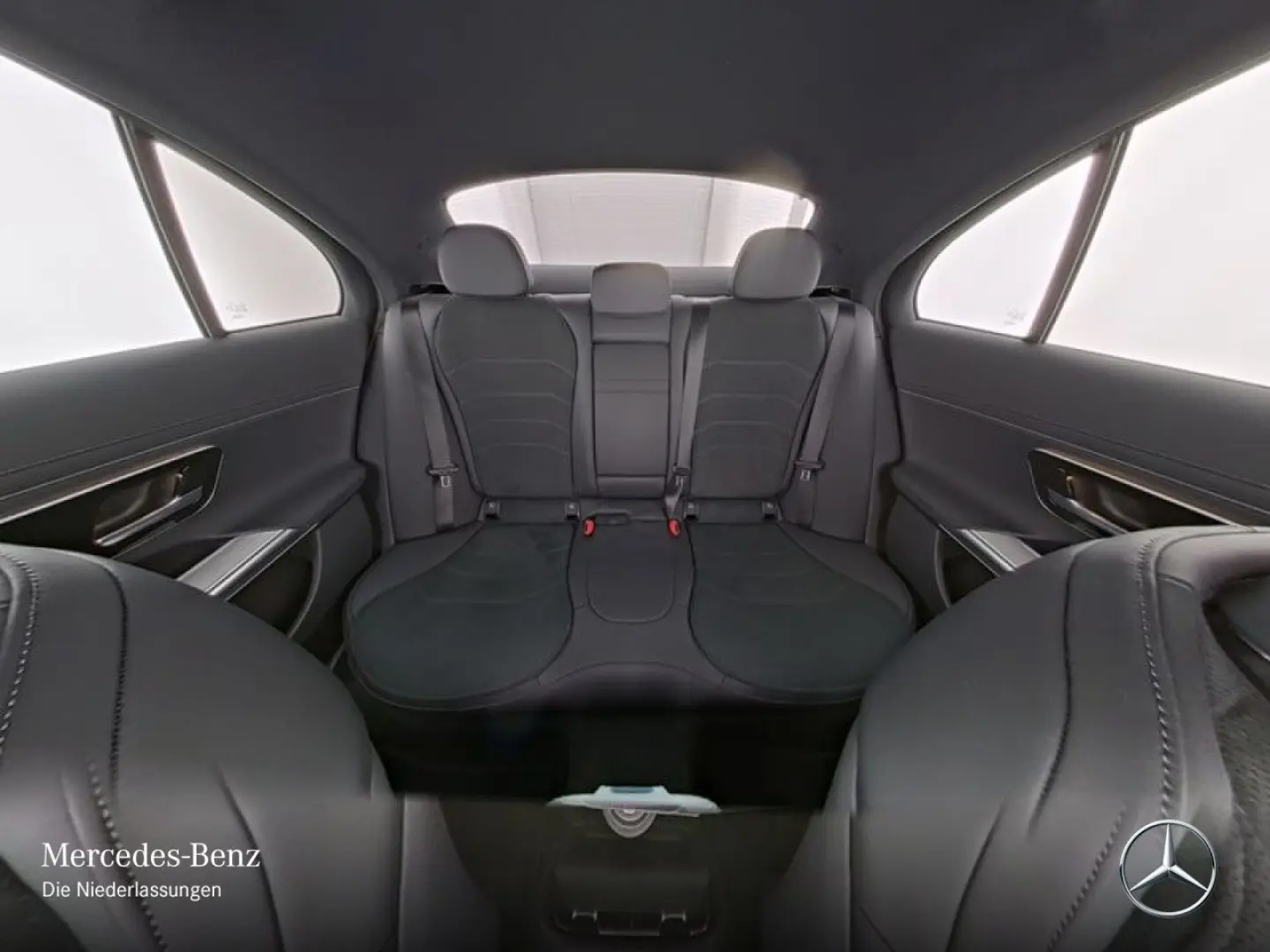 E 450 4M AMG Advanced+/DIGI/DISTR/360°/MEMO