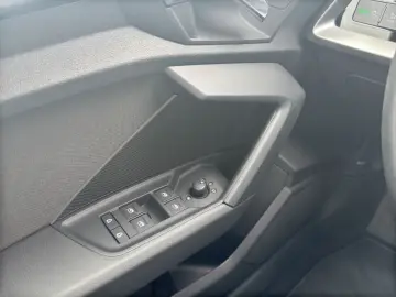 A3 Sportback 30 TDI S line LED Virtual Cockpit N
