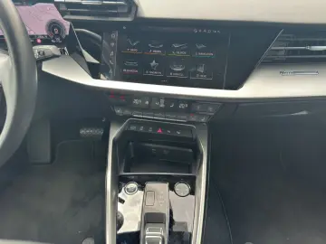 A3 Sportback 30 TDI S line LED Virtual Cockpit N