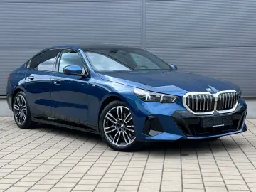 520i Lim. M Sport*AHK*Pano*H/K*