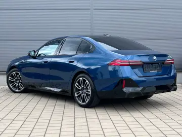 520i Lim. M Sport*AHK*Pano*H/K*