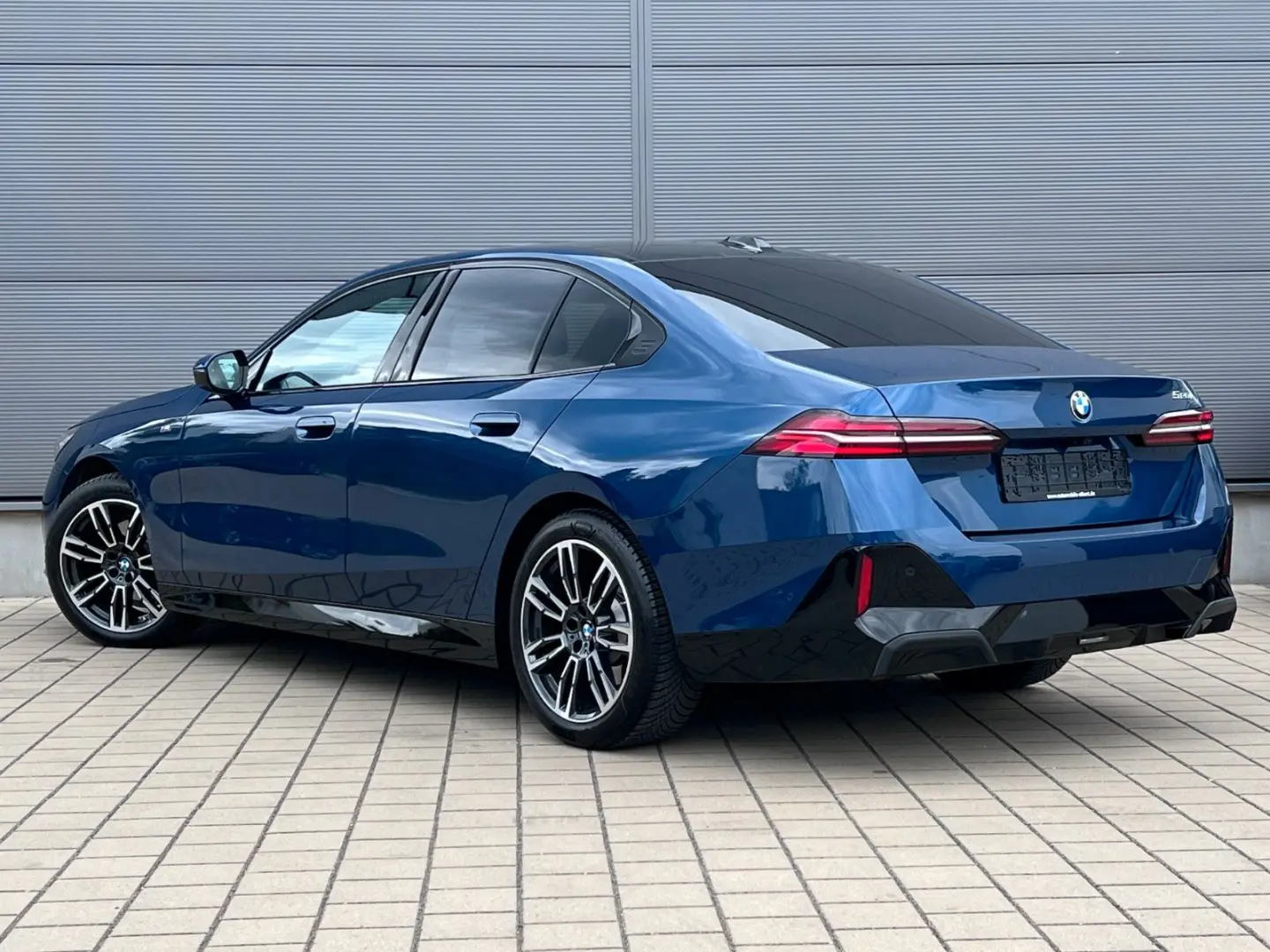 520i Lim. M Sport*AHK*Pano*H/K*