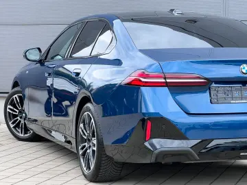 520i Lim. M Sport*AHK*Pano*H/K*
