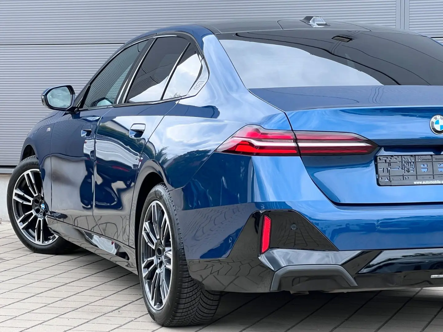 520i Lim. M Sport*AHK*Pano*H/K*