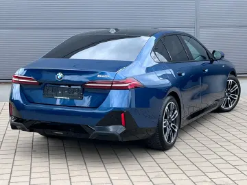 520i Lim. M Sport*AHK*Pano*H/K*