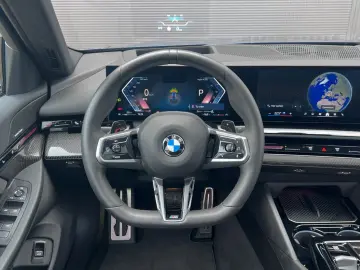 520i Lim. M Sport*AHK*Pano*H/K*