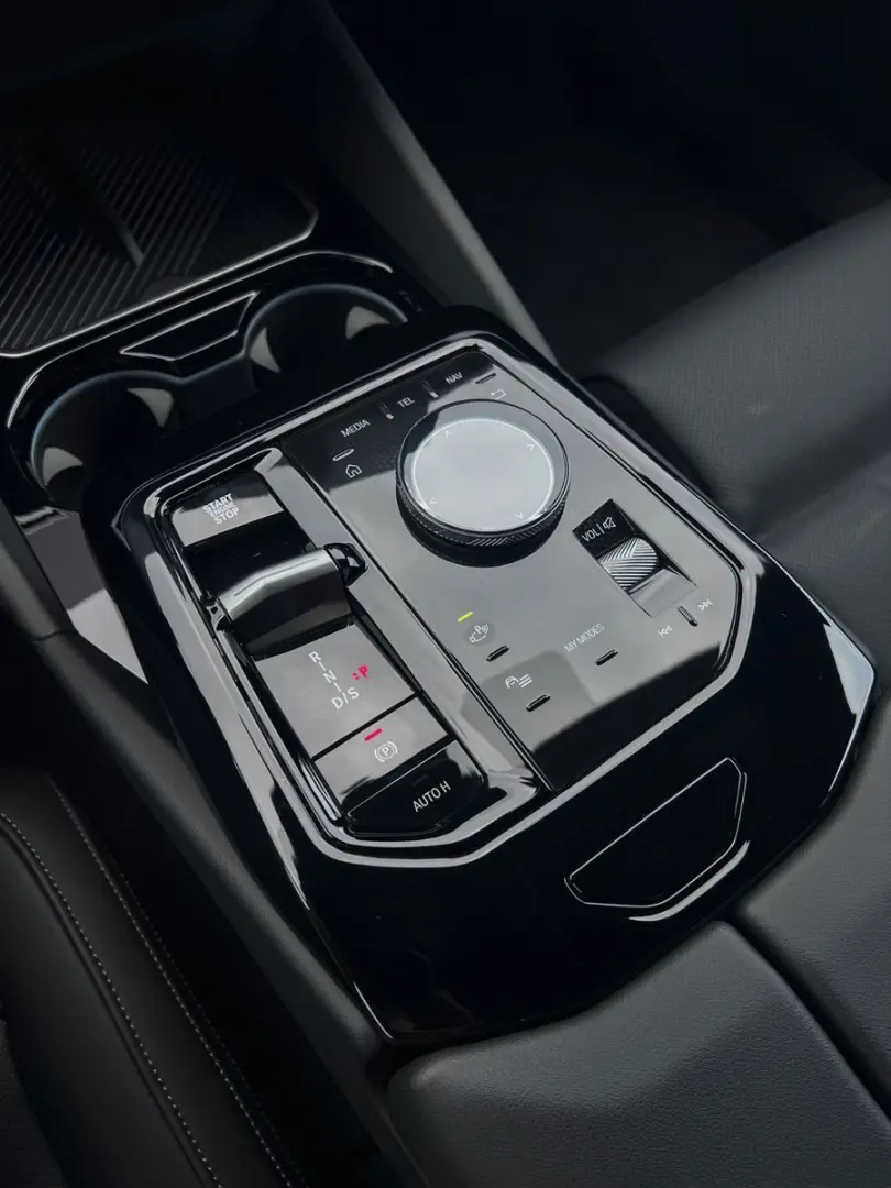 520i Lim. M Sport*AHK*Pano*H/K*