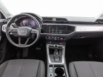 Q3 35 TDI S tr. SITZHZG PDC LED
