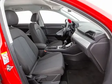 Q3 35 TDI S tr. SITZHZG PDC LED