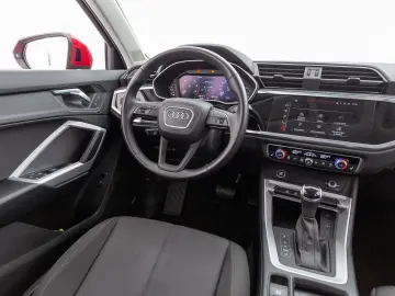 Q3 35 TDI S tr. SITZHZG PDC LED
