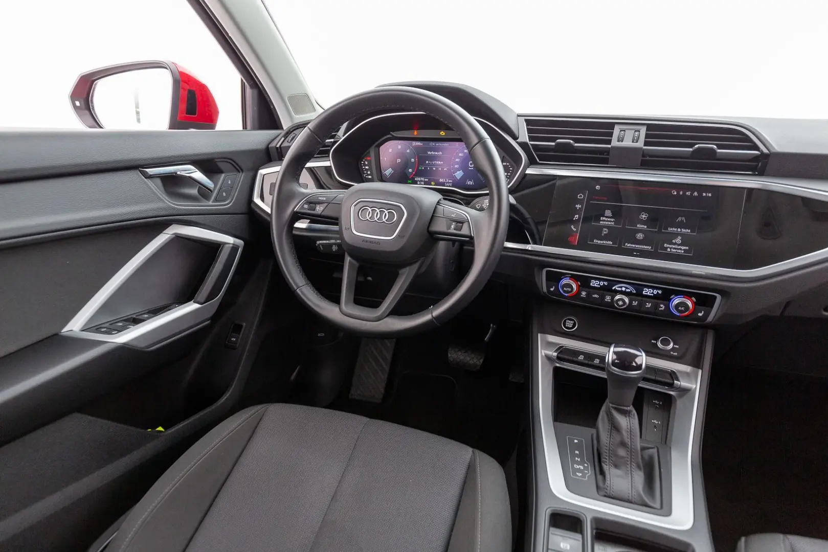 Q3 35 TDI S tr. SITZHZG PDC LED