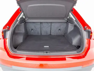 Q3 35 TDI S tr. SITZHZG PDC LED