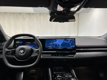 540d xDrive Limousine Harman/Kardon DA. Prof. PA