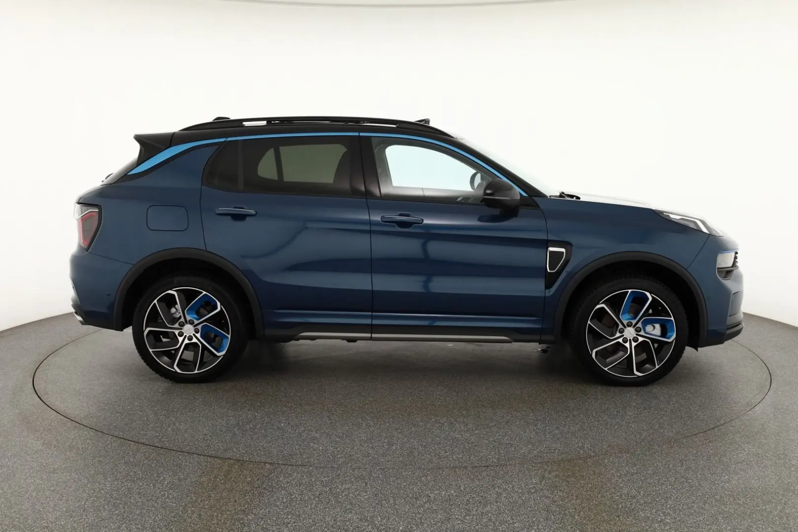 LYNK&CO 01 1.5 TD PHEV LED ACC Navi Kamera LEASING