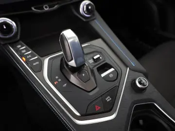 LYNK&CO 01 1.5 TD PHEV LED ACC Navi Kamera LEASING