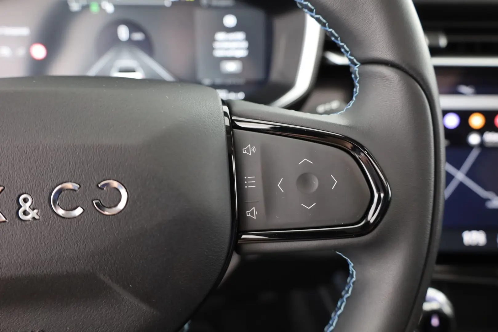 LYNK&CO 01 1.5 TD PHEV LED ACC Navi Kamera LEASING