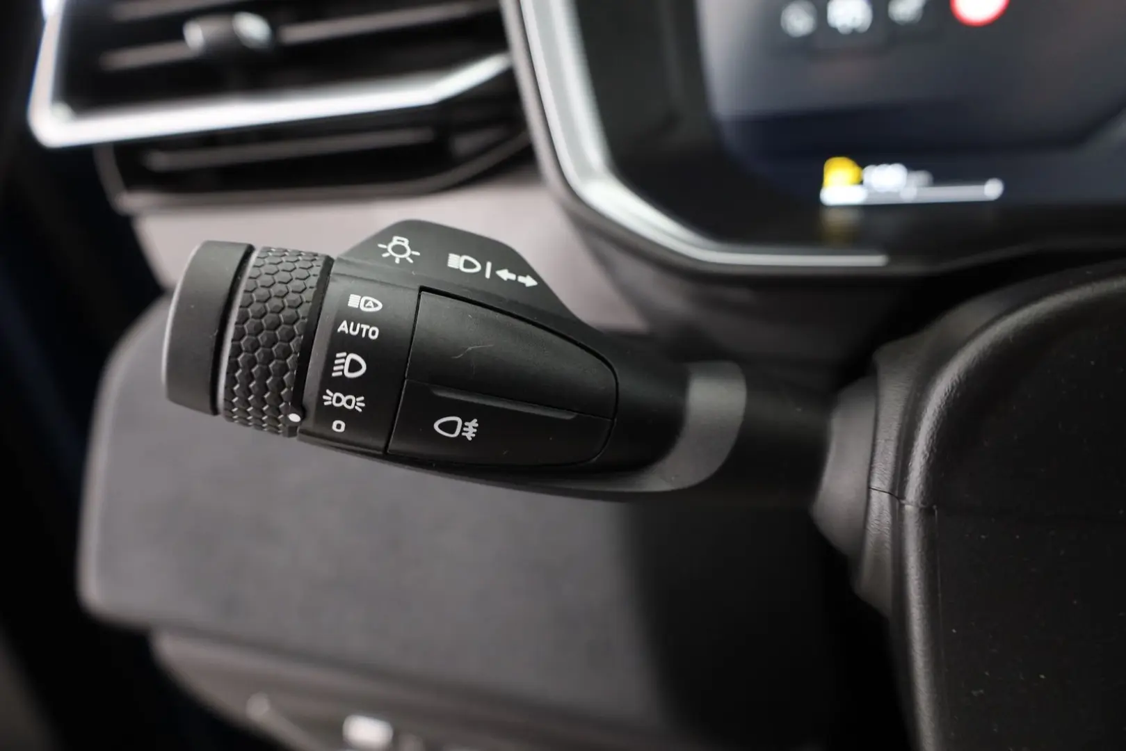 LYNK&CO 01 1.5 TD PHEV LED ACC Navi Kamera LEASING