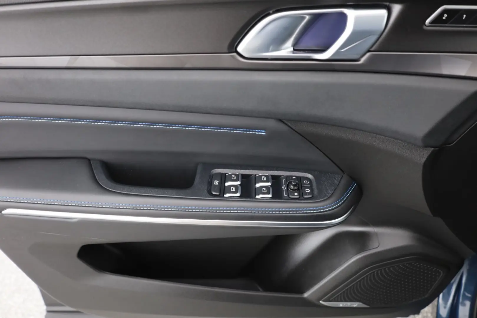 LYNK&CO 01 1.5 TD PHEV LED ACC Navi Kamera LEASING