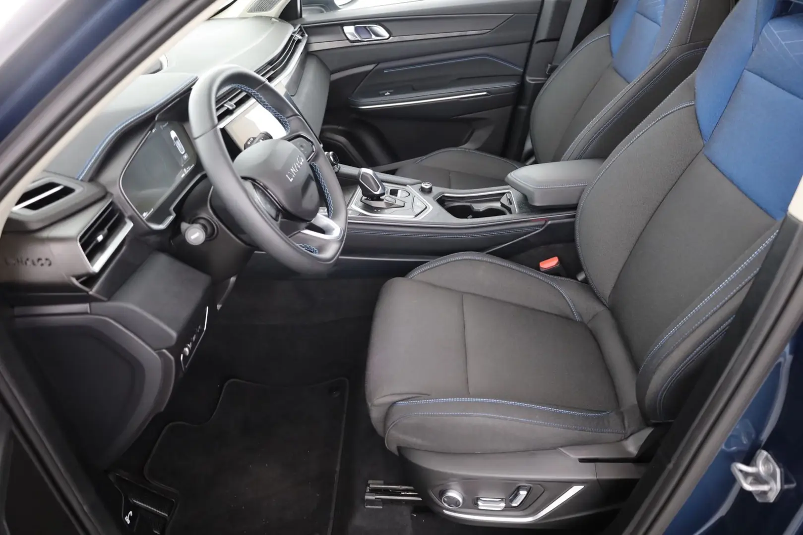 LYNK&CO 01 1.5 TD PHEV LED ACC Navi Kamera LEASING