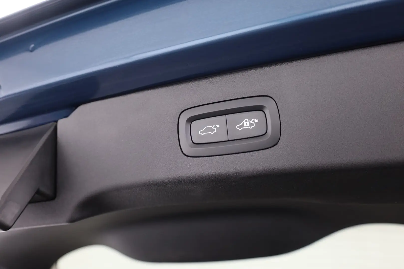 LYNK&CO 01 1.5 TD PHEV LED ACC Navi Kamera LEASING