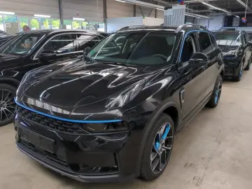 LYNK&CO 01 1.5 / Plug-In-Hybrid / Garantie / LEASING