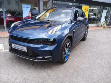LYNK&COI 01 PHEV ACC Panorama LEASING