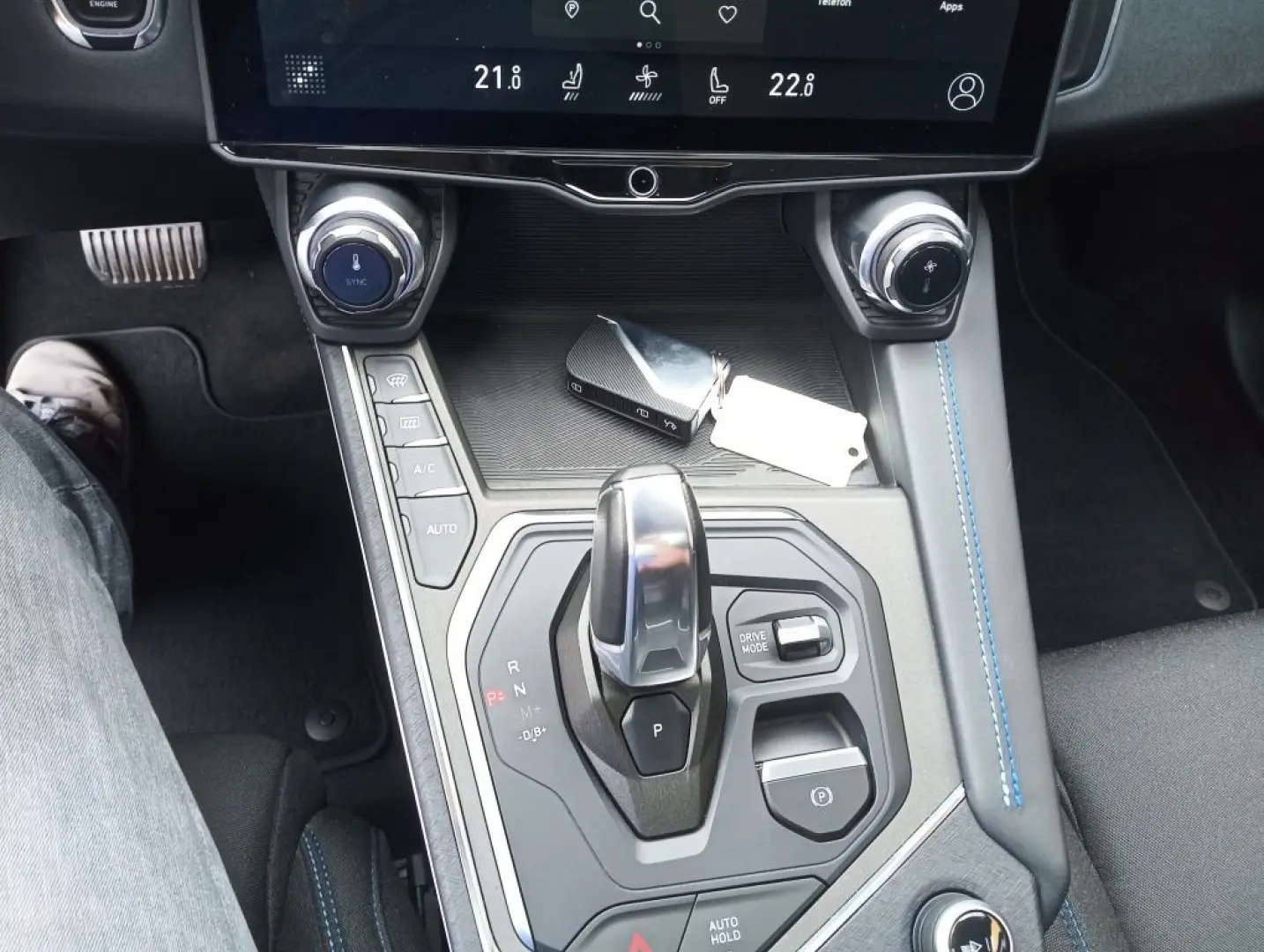 LYNK&COI 01 PHEV+ACC+Panorama LEASING