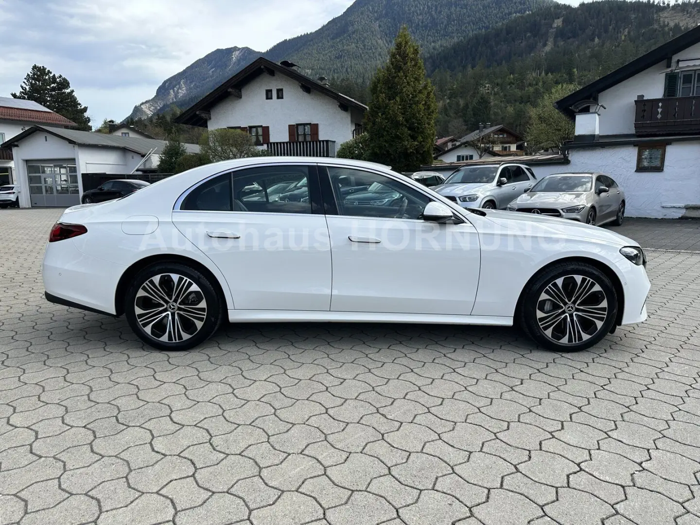 E 300e EQ AVANTGARDE DISTRONIC