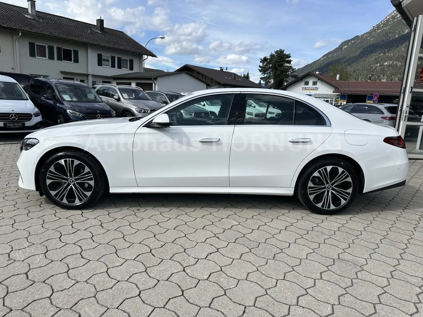E 300e EQ AVANTGARDE DISTRONIC