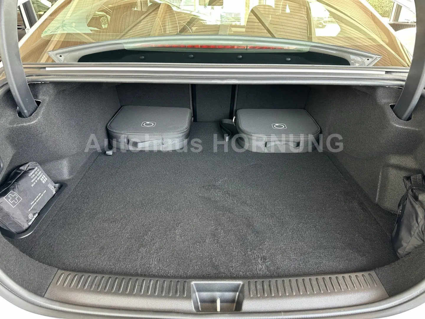 E 300e EQ AVANTGARDE DISTRONIC