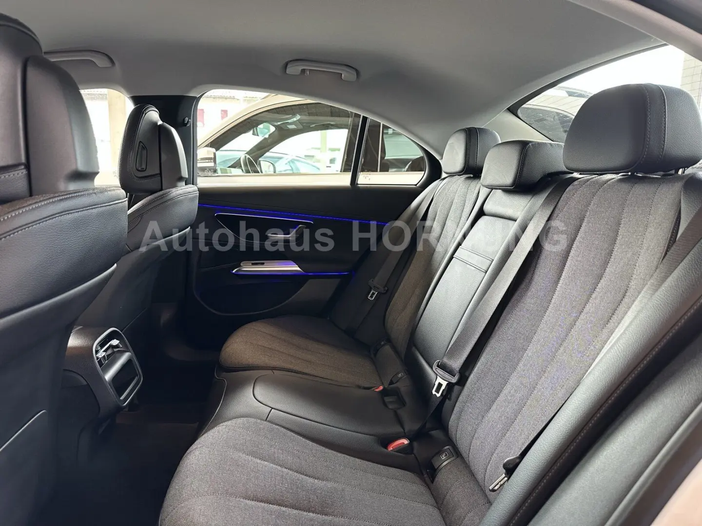 E 300e EQ AVANTGARDE DISTRONIC