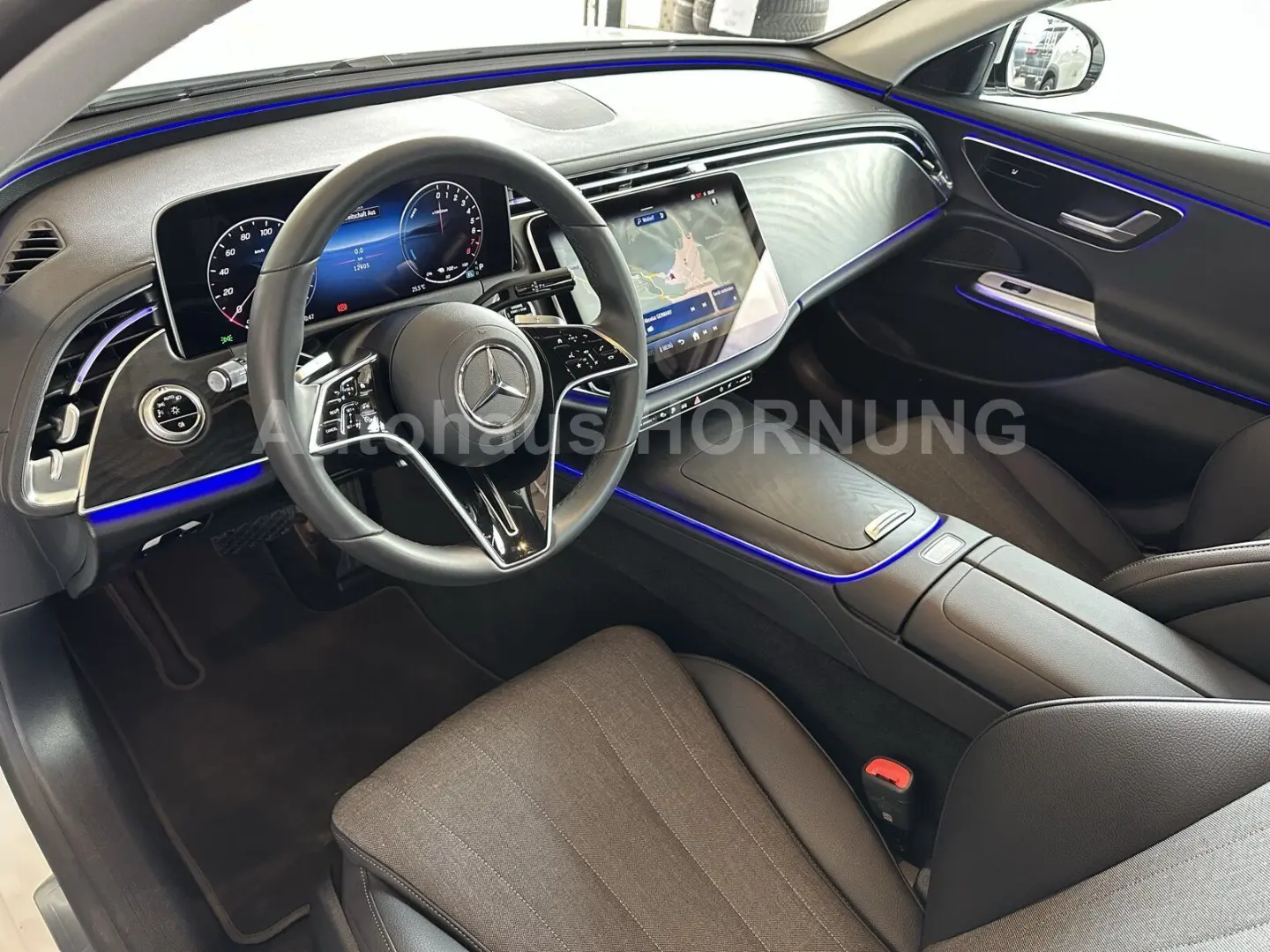 E 300e EQ AVANTGARDE DISTRONIC