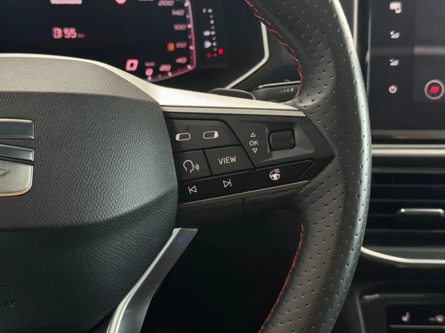 SEAT Tarraco FR 2.0 TSI 4Drive *KAM**PANO*BEATS/LEASING