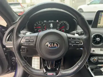 KIA STINGER GT-Line LED+Kamera+LEASING
