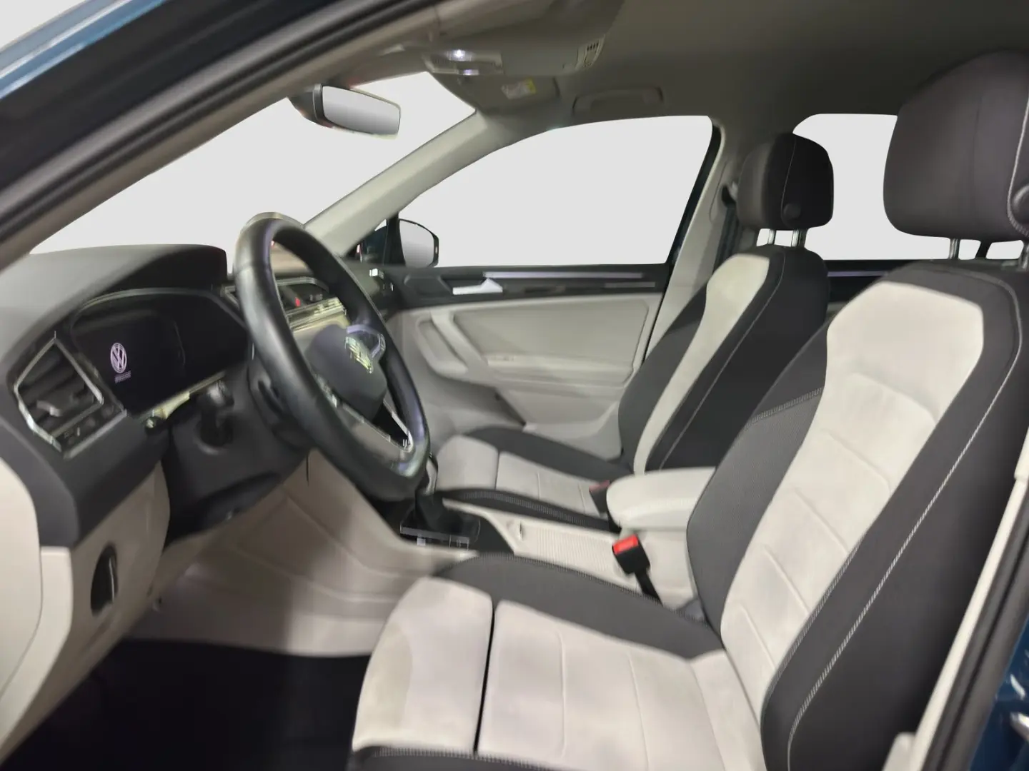 VOLKSWAGEN Tiguan Elegance 2.0 TDI ACC LEASING