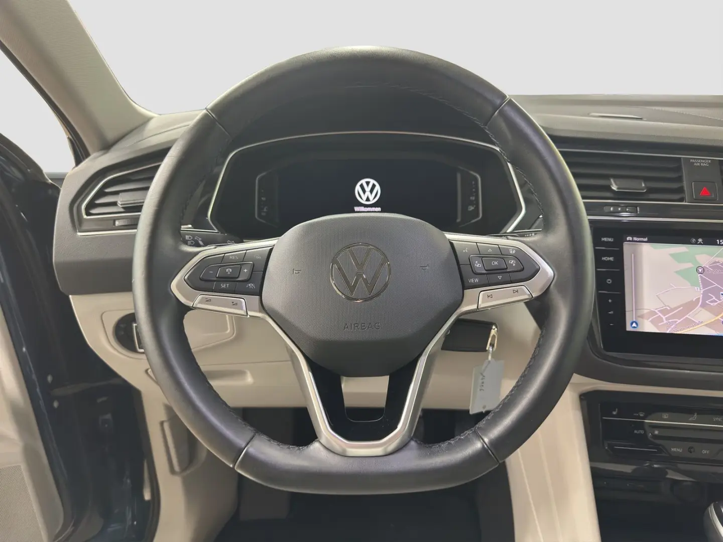 VOLKSWAGEN Tiguan Elegance 2.0 TDI ACC LEASING