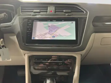 VOLKSWAGEN Tiguan Elegance 2.0 TDI ACC LEASING