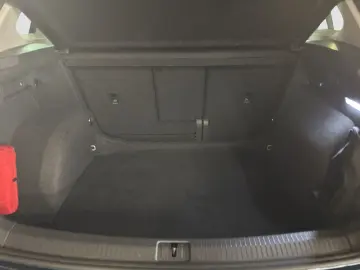 VOLKSWAGEN Tiguan Elegance 2.0 TDI ACC LEASING