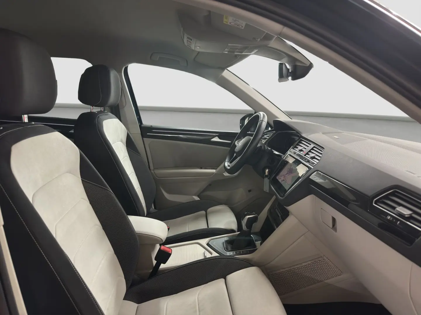 VOLKSWAGEN Tiguan Elegance 2.0 TDI ACC LEASING