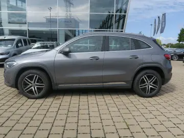 MERCEDES BENZ GLA 200 Progressive Multibeam LEASING