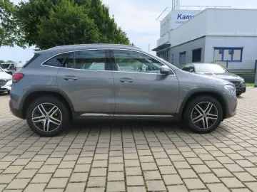 MERCEDES BENZ GLA 200 Progressive Multibeam LEASING