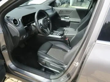 MERCEDES BENZ GLA 200 Progressive Multibeam LEASING