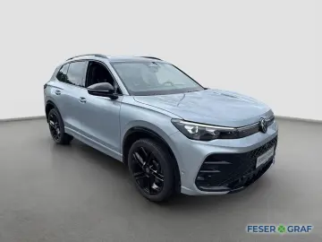 VOLKSWAGEN Tiguan TDi DSG 4M R-LINE BlackStyle IQ.Light