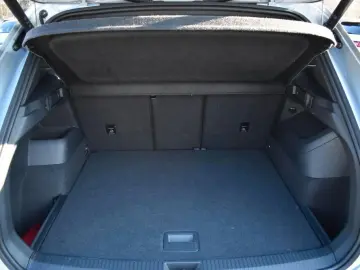 VOLKSWAGEN Tiguan TDi DSG 4M R-LINE BlackStyle IQ.Light