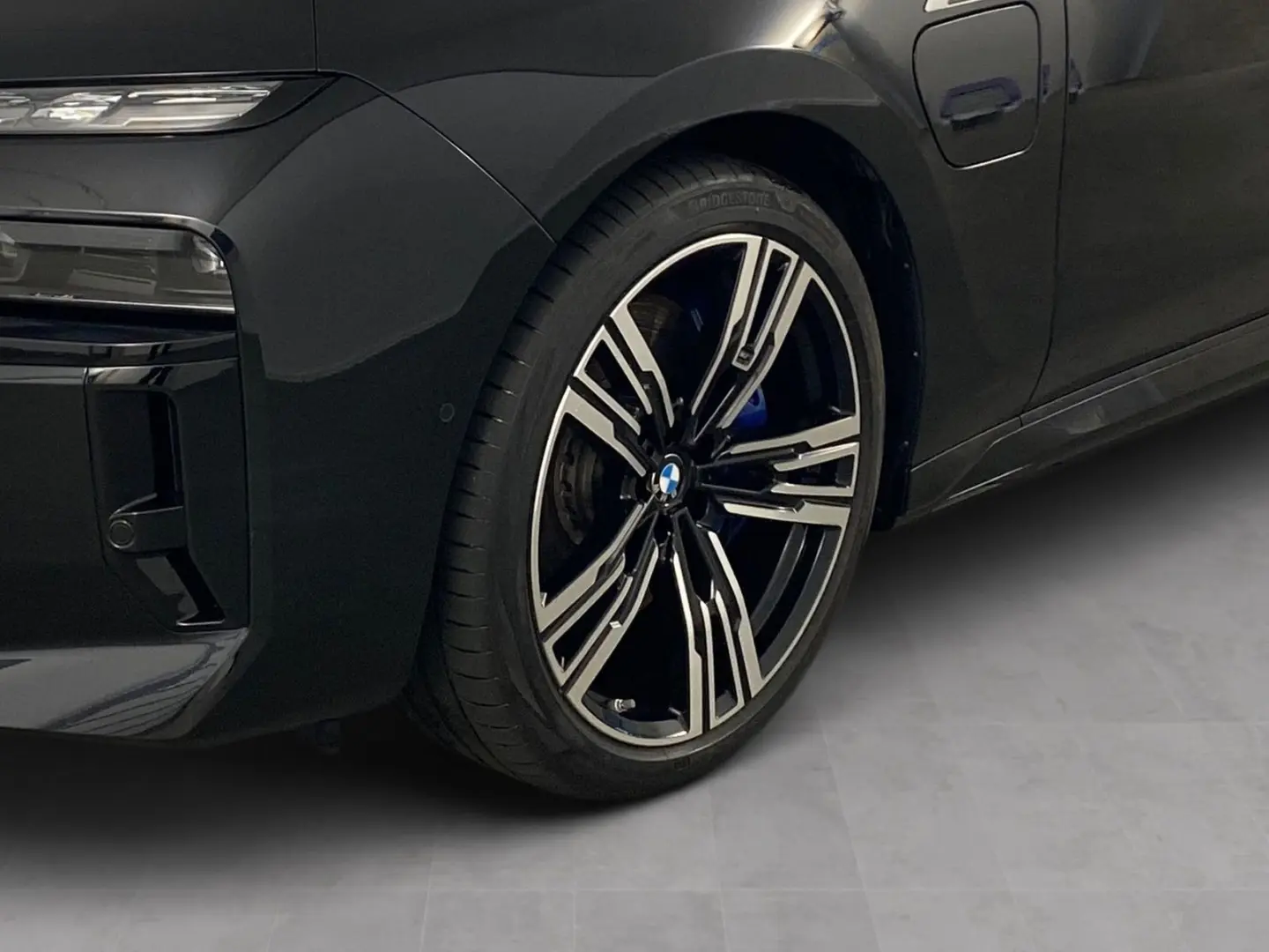 M760e xDrive Bowers & Wilkins Executive Paket Sk