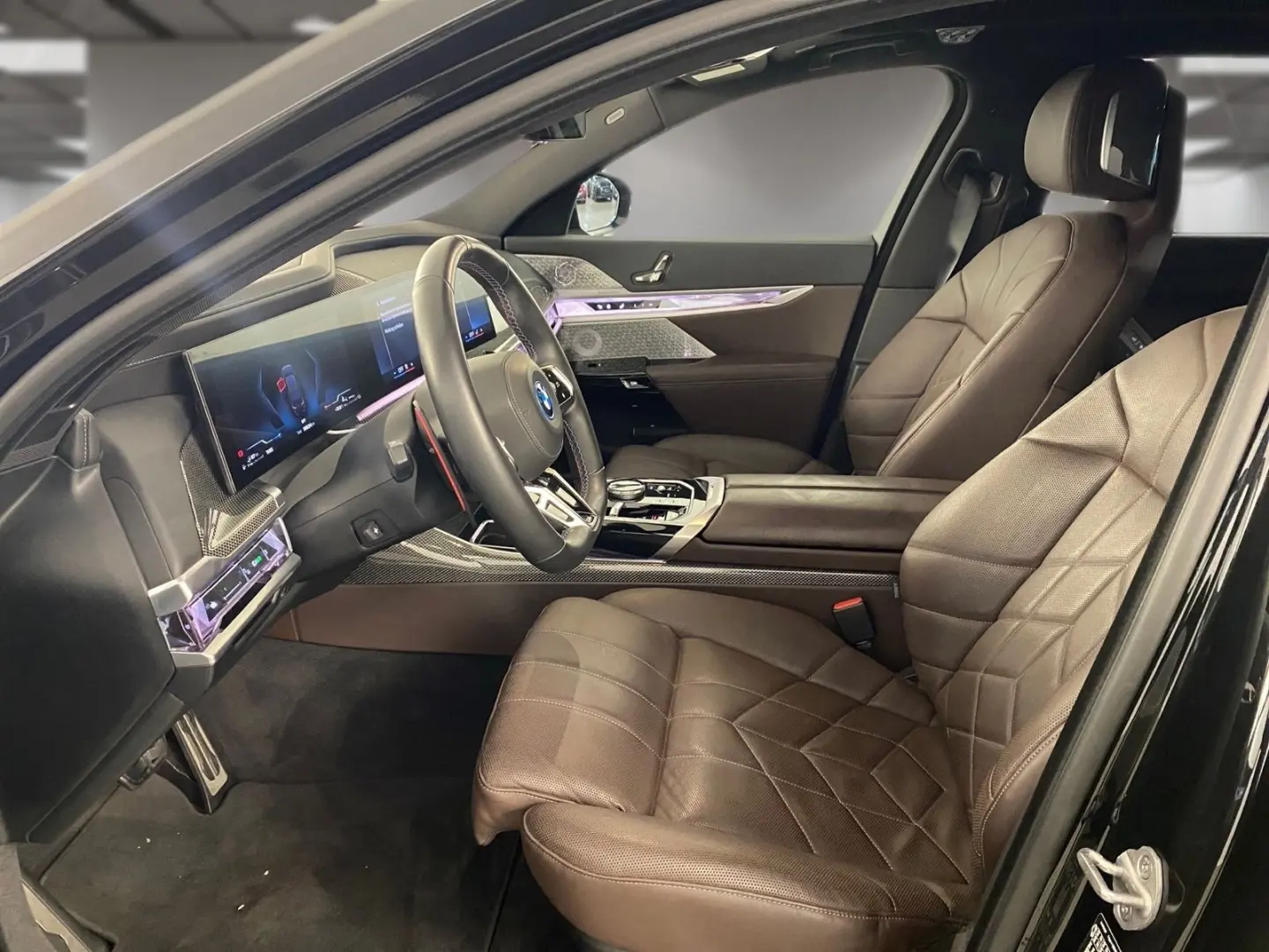 M760e xDrive Bowers & Wilkins Executive Paket Sk